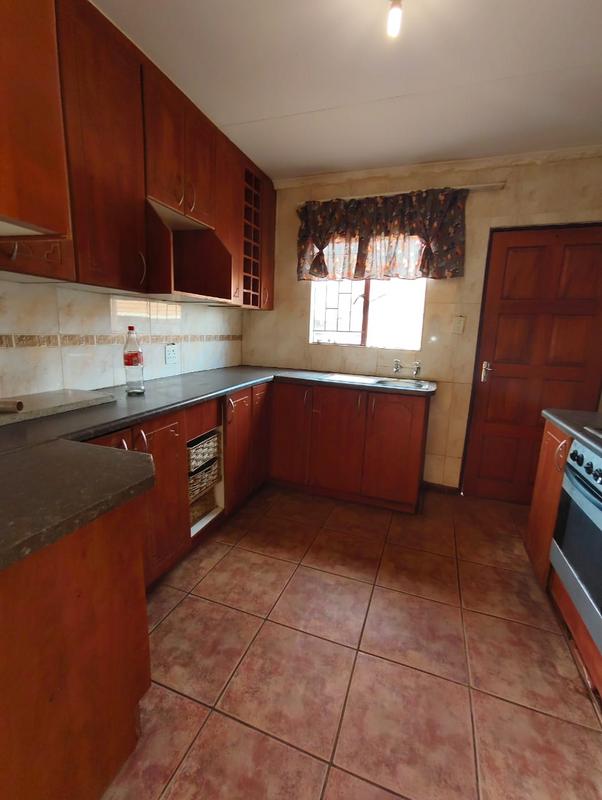 3 Bedroom Property for Sale in Tlhabane West North West